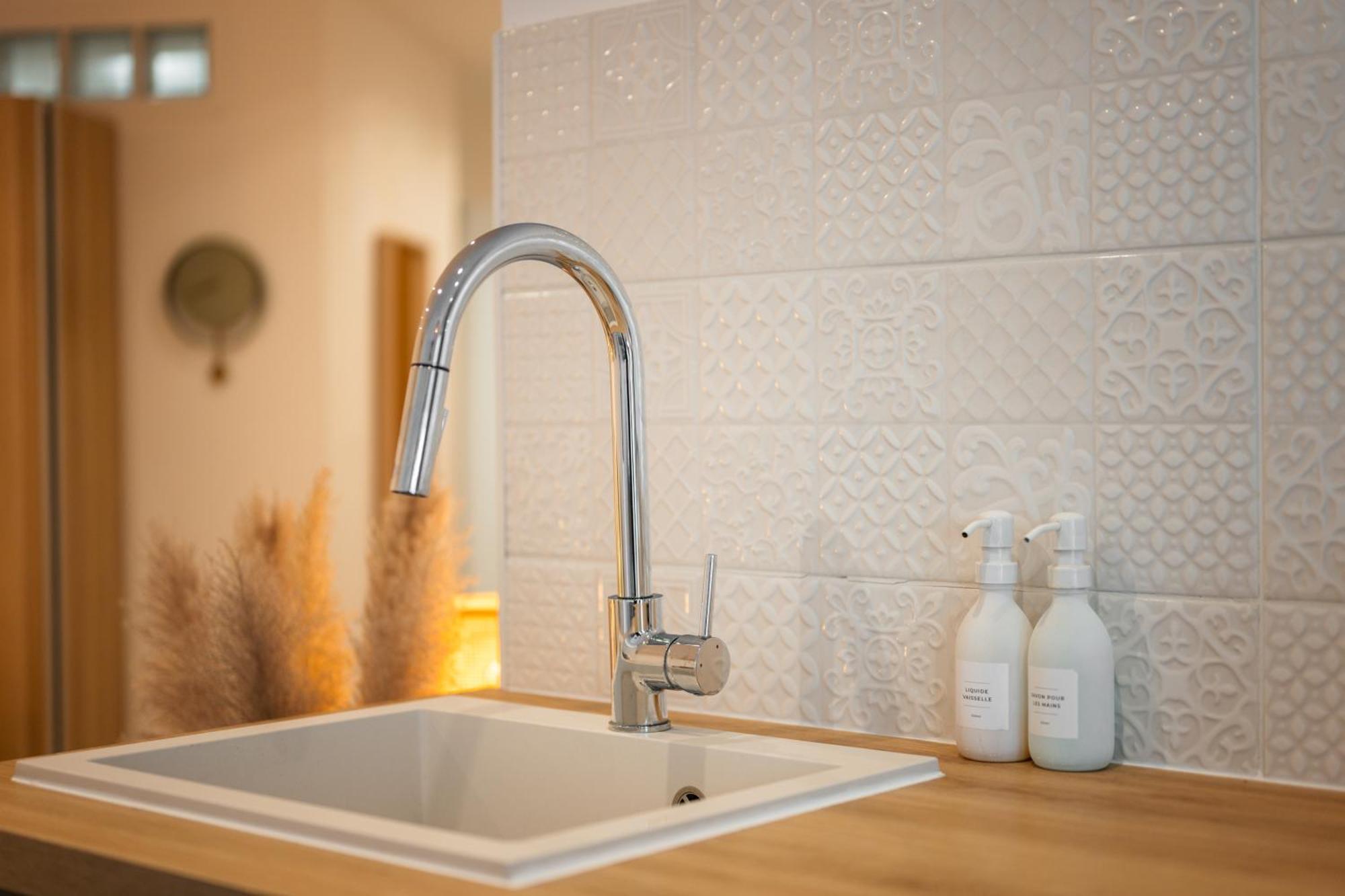 Apartment Bord De « la Petite Ma-line » Cagnes-sur-Mer